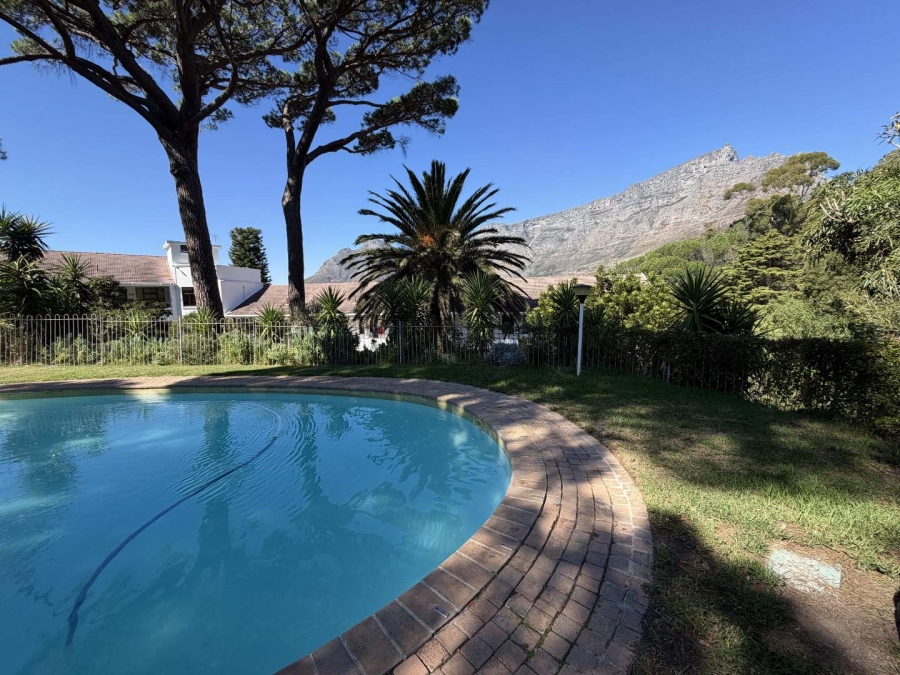 To Let 1 Bedroom Property for Rent in Tamboerskloof Western Cape